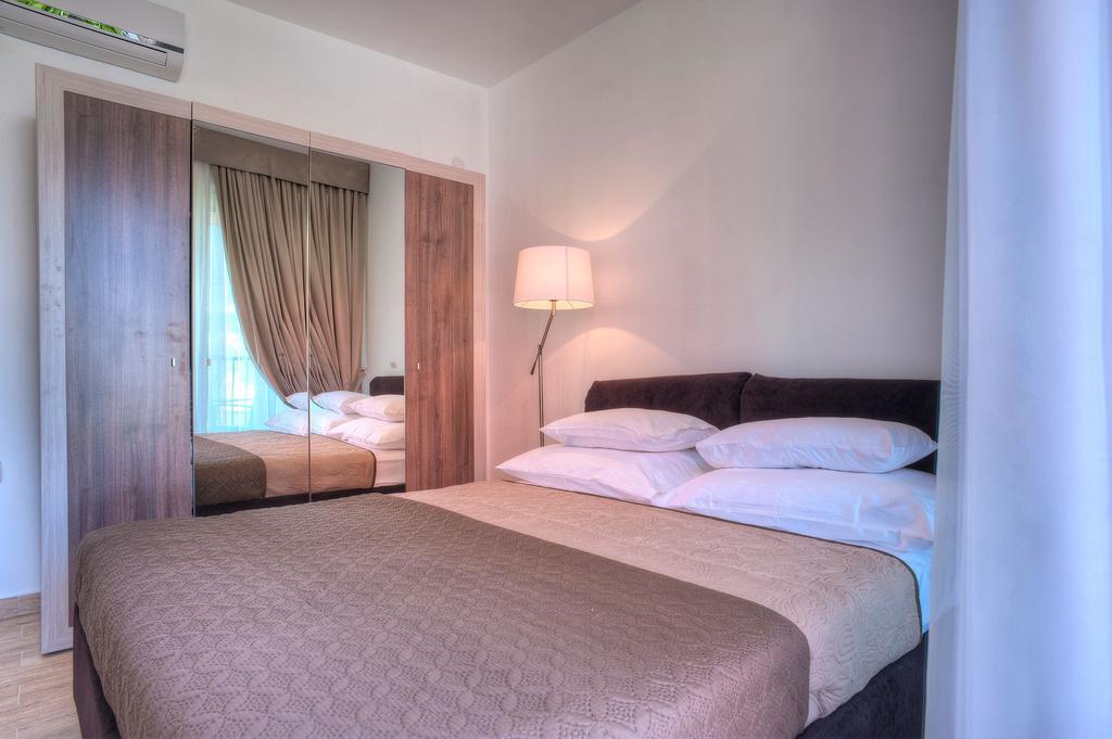 Guest House Przno Bay Sveti Stefan Buitenkant foto